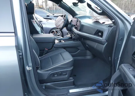 2026 Chevrolet Suburban Premier, 4Wd z USA, uszkodzony, nr VIN 1GNS6FKD5TR104646